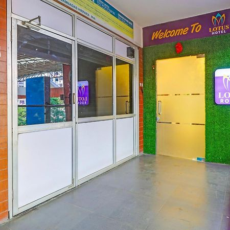 Hotel O Lotus Hotel Сурат Екстер'єр фото