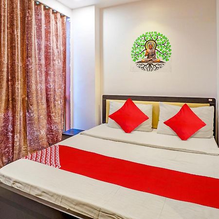 Hotel O Lotus Hotel Сурат Екстер'єр фото