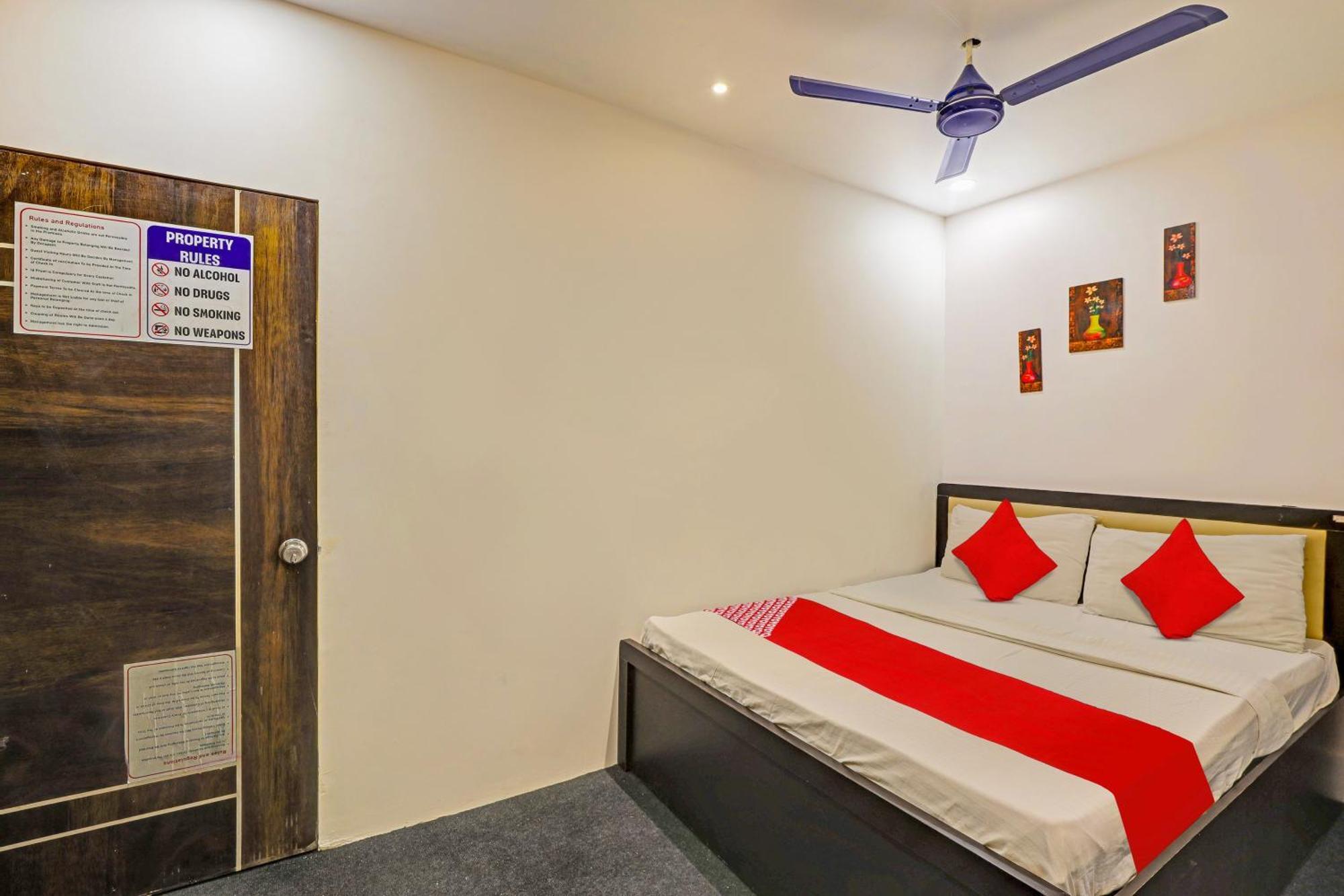Hotel O Lotus Hotel Сурат Екстер'єр фото